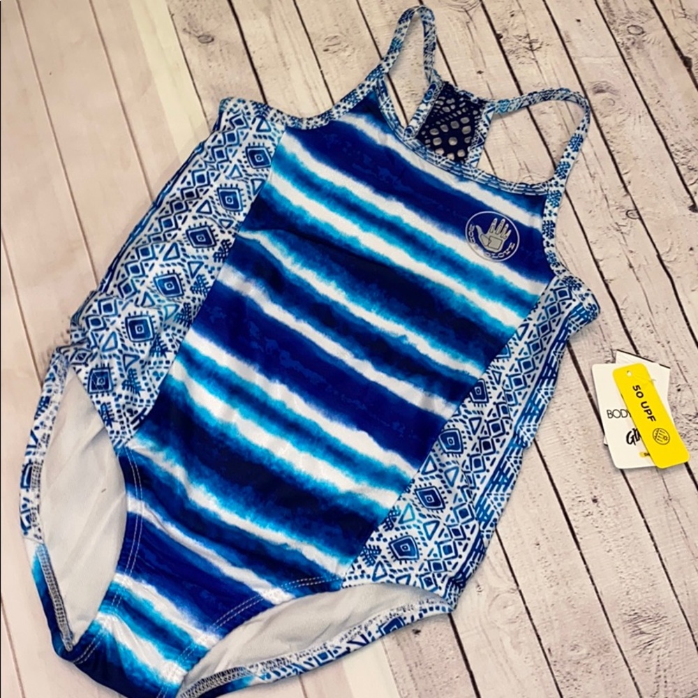 💙 girls one piece by body glove spf 50 💙
